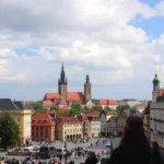 Najważniejsze informacje o Krakowie: Z czego słynie i jak wygląda to piękne miasto?